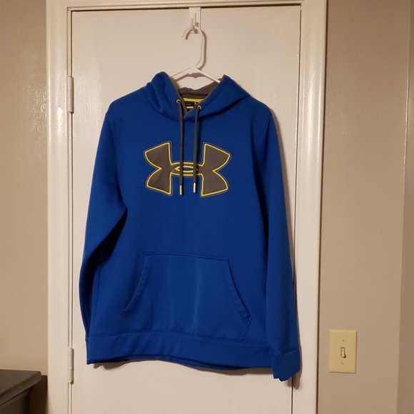 Under Armour Other - Blue under armour hooded sweatshirt adult size med
